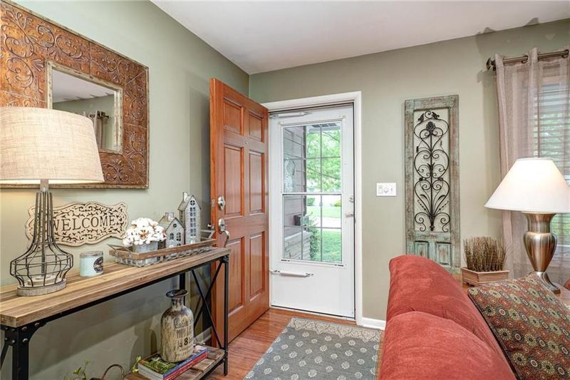 7515 Harris Ave, Raytown, MO 64138