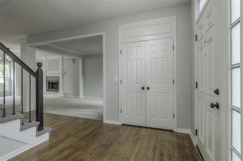 14023 Ash St, Overland Park, KS 66224