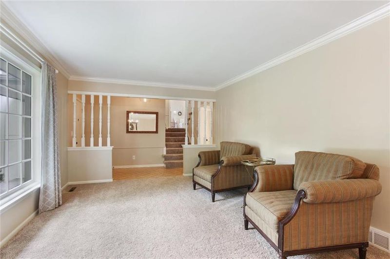 10501 Bradshaw St, Overland Park, KS 66215