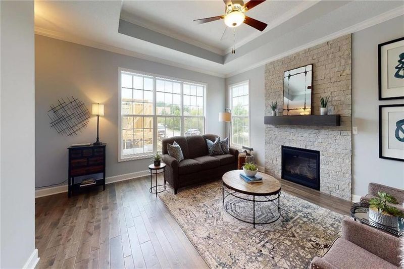 903 E 110th Pl, Kansas City, MO 64131