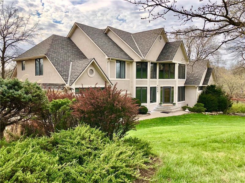 7412 Larson Ave, Kansas City, MO 64133