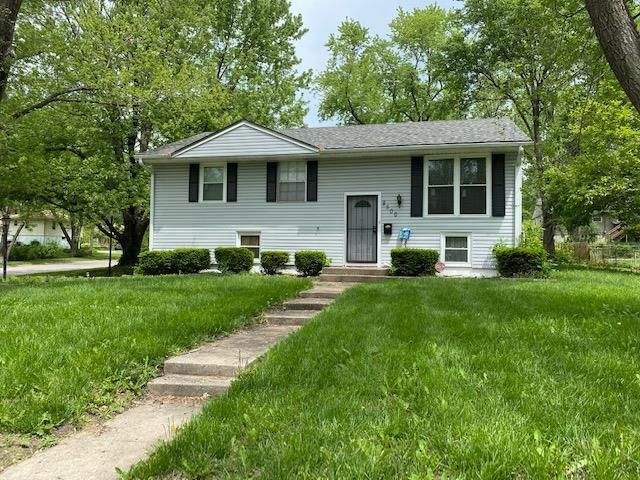 8500 E 92nd Ter, Kansas City, MO 64138