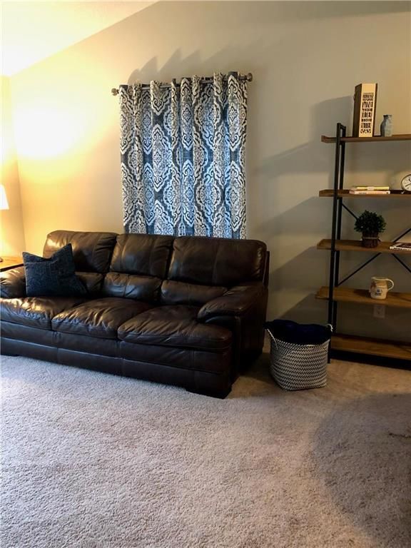 7817 Eby St, Overland Park, KS 66204