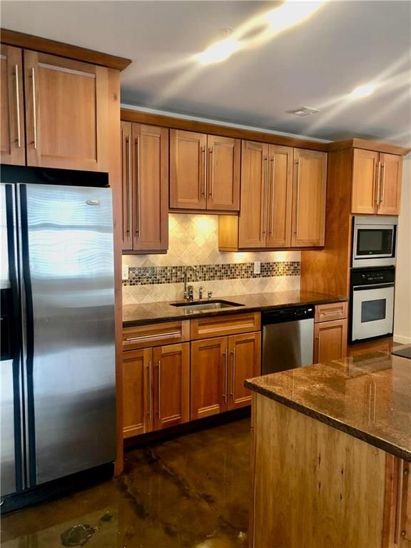 21 W 10th St #14D, Kansas City, MO 64105