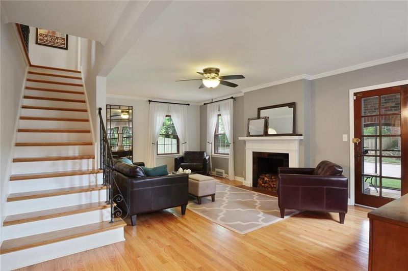 601 E 73rd St, Kansas City, MO 64131
