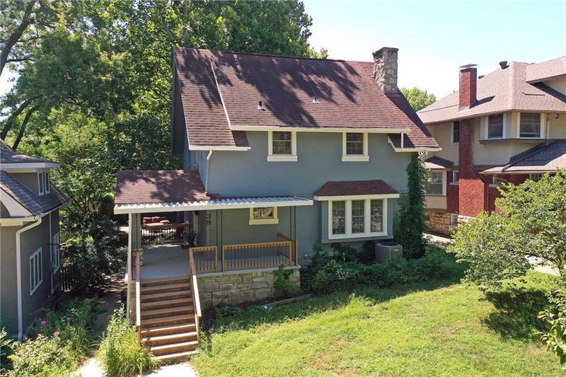 39 E Concord Ave, Kansas City, MO 64112
