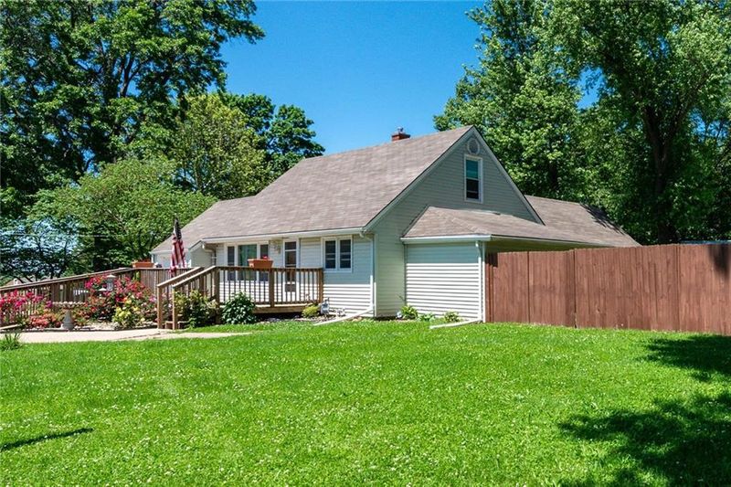 6800 E 69th St, Kansas City, MO 64133