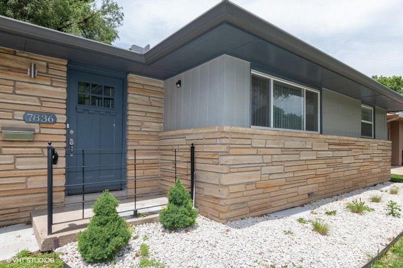 7836 Ward Pw, Kansas City, MO 64114