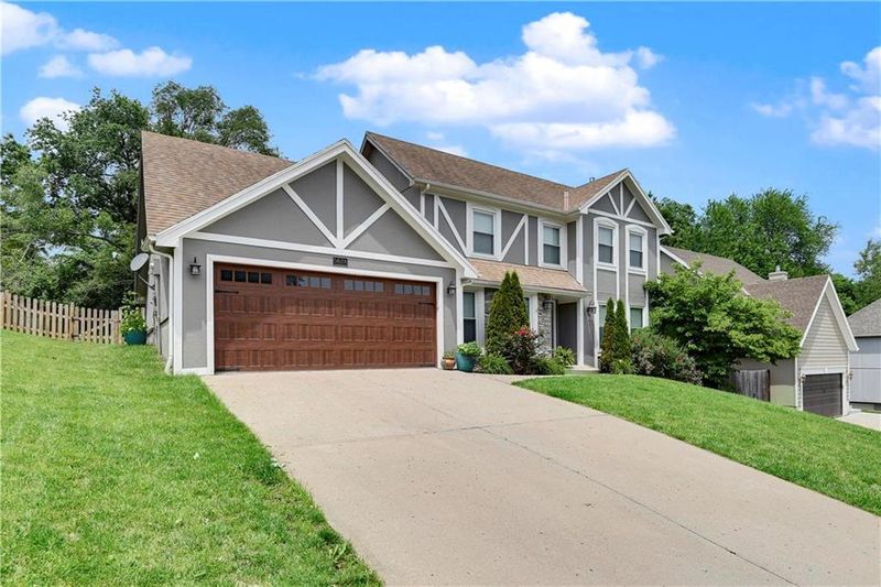 5628 N Mayview Ave, Kansas City, MO 64151