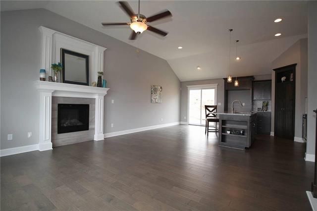 12204 E 68th St, Kansas City, MO 64133