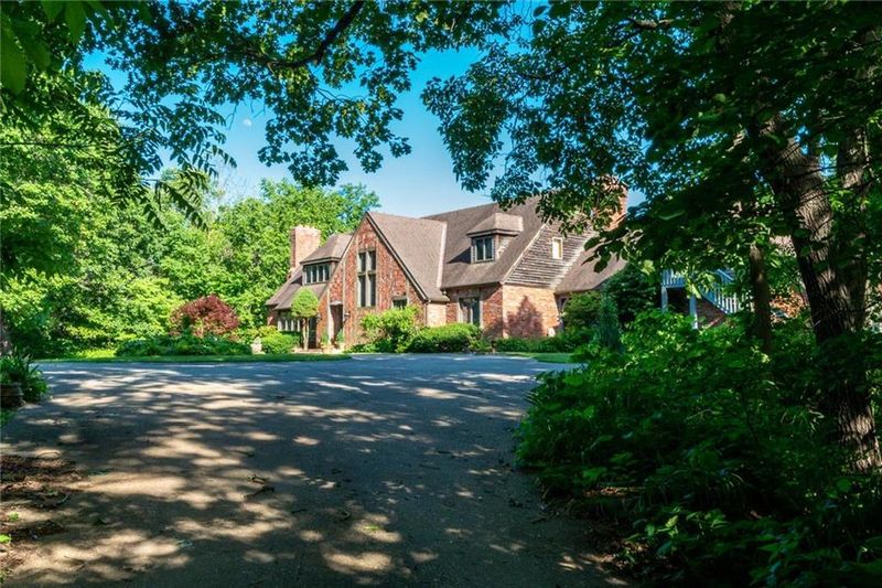 2450 NW M Hw, Clinton, MO 64735