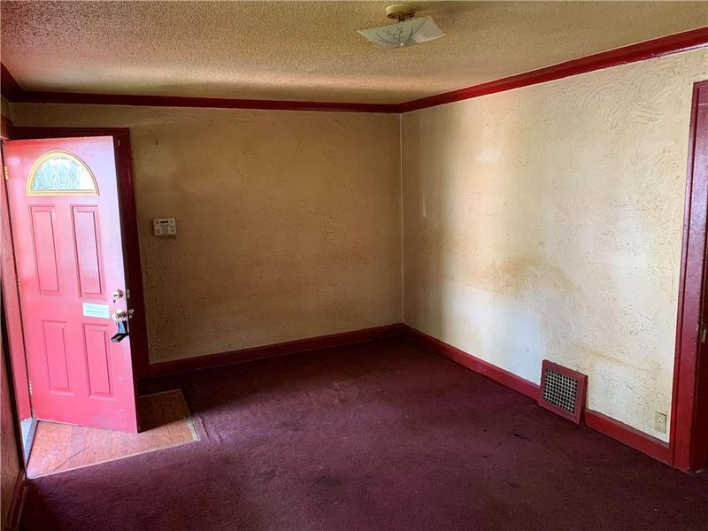 6625 Lydia Ave, Kansas City, MO 64131