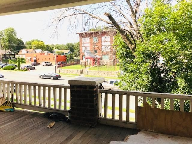 5207 Independence Ave, Kansas City, MO 64124