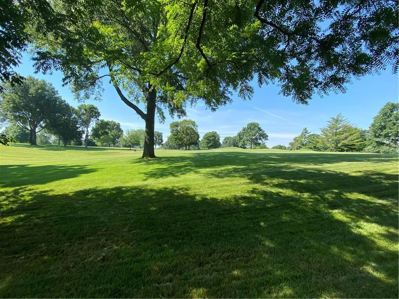 12321 Summit St, Kansas City, MO 64145
