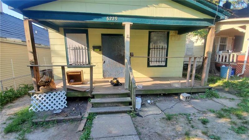 6229 E 16th Ter, Kansas City, MO 64126