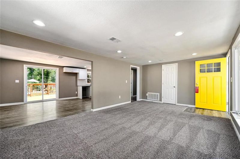 106 W 84th Ter, Kansas City, MO 64114