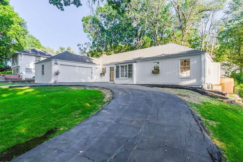 1101 W 86th St, Kansas City, MO 64114