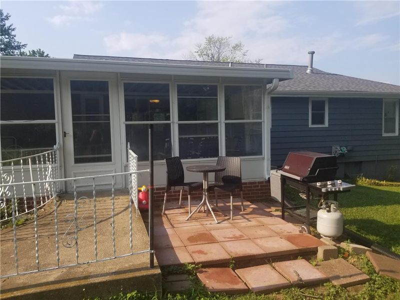 12505 E 53rd St, Kansas City, MO 64133