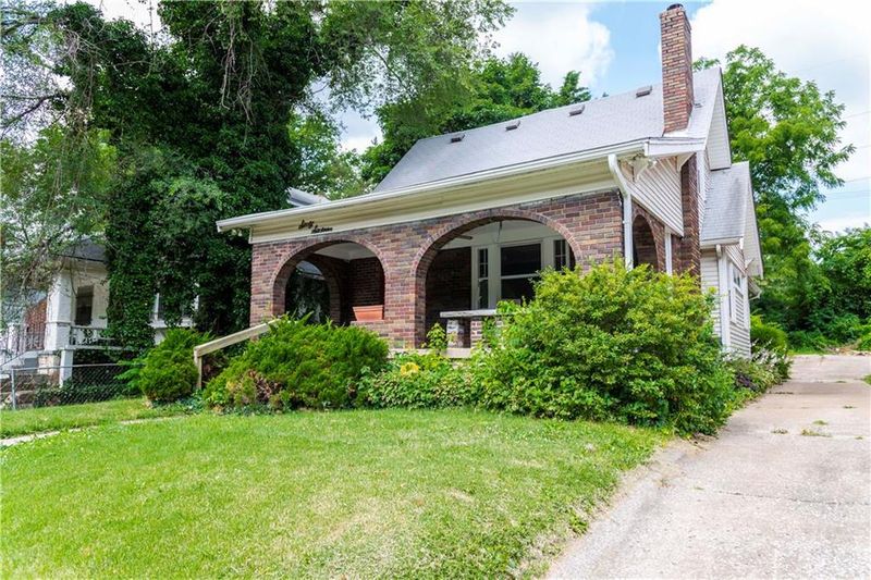 6016 Forest Ave, Kansas City, MO 64110