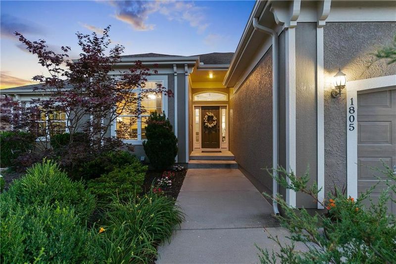 1805 E 127th Ter, Kansas City, MO 64146