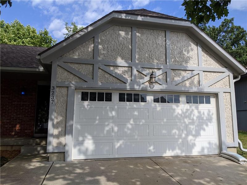 3237 N 99th Ter, Kansas City, KS 66109