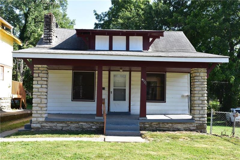 4021 E 68th St, Kansas City, MO 64132