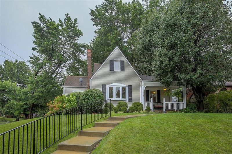 311 E 66th Ter, Kansas City, MO 64113