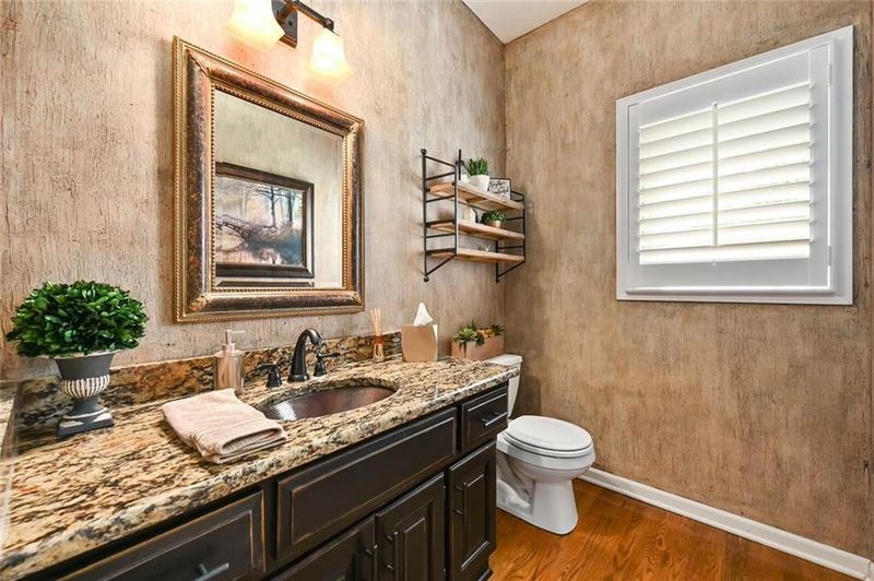 13729 Bond St, Overland Park, KS 66221