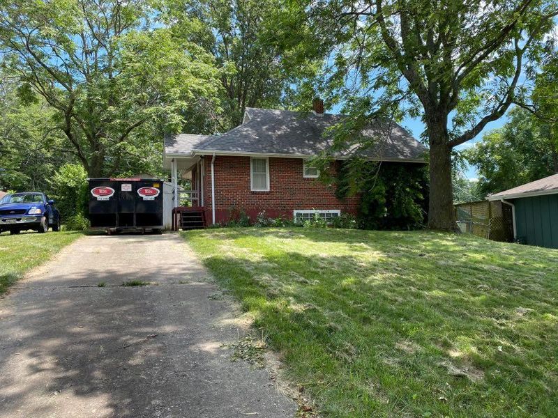 1617 N Rogers St, Independence, MO 64050