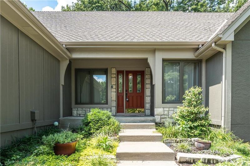 7520 N Granby Ave, Kansas City, MO 64151