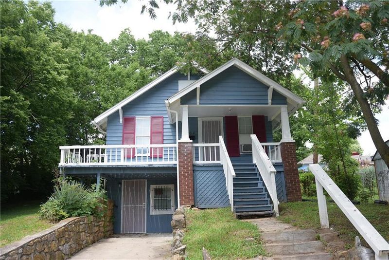 4534 E 36th St, Kansas City, MO 64128