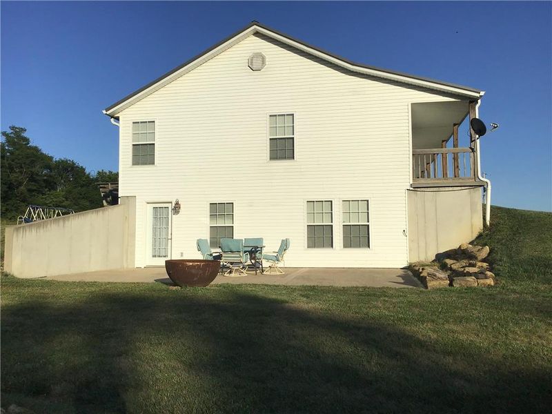 1603 NW 1000th Rd, Creighton, MO 64739
