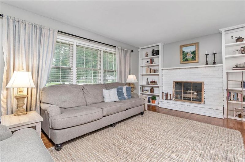 6305 E 109 St, Kansas City, MO 64134