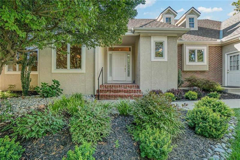 12866 Lamar Ave, Overland Park, KS 66209
