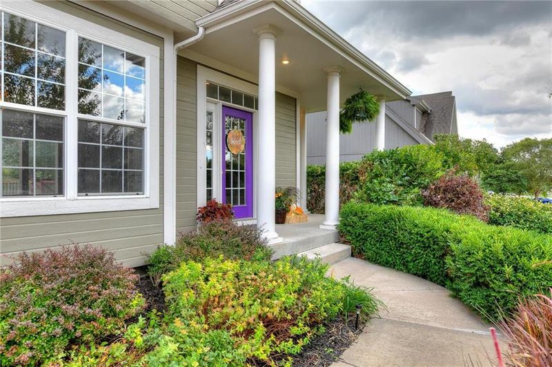 9923 N Lewis Ave, Kansas City, MO 64157