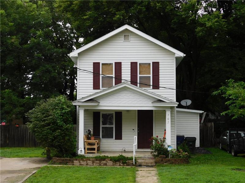707 Elm St, Lawrence, KS 66044
