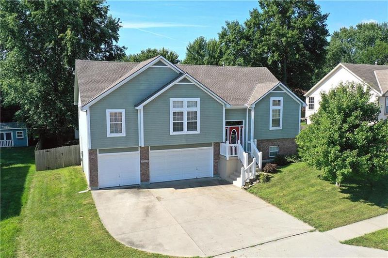 12315 E 56th Ter, Kansas City, MO 64133