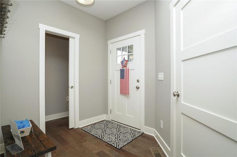 16415 Blair St, Gardner, KS 66030