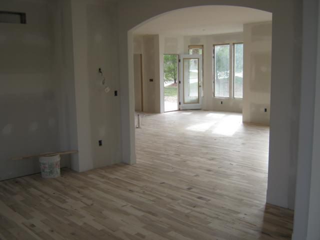 9303 W 155th Ter, Overland Park, KS 66221