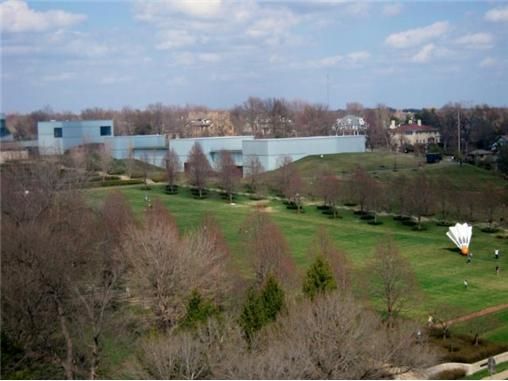 323 E Emanuel Cleaver Ii Blvd #UNIT1C, Kansas City, MO 64112