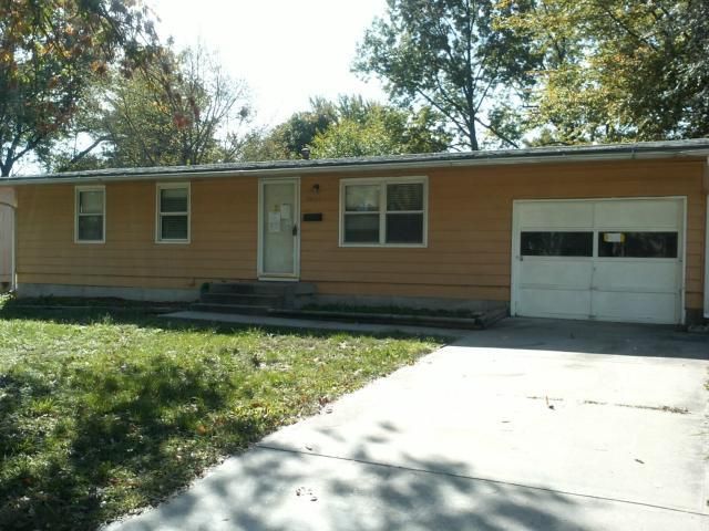 8403 E 93 St, Kansas City, MO 64138