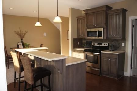 3907 W 159th Ter, Overland Park, KS 66085