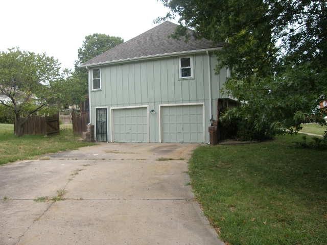 12004 E 60th St, Kansas City, MO 64133