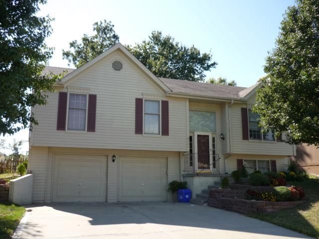 8622 N Watson Ave, Kansas City, MO 64153
