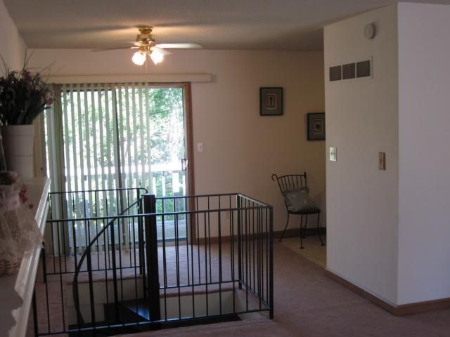 8510 W 78th Ter, Overland Park, KS 66204