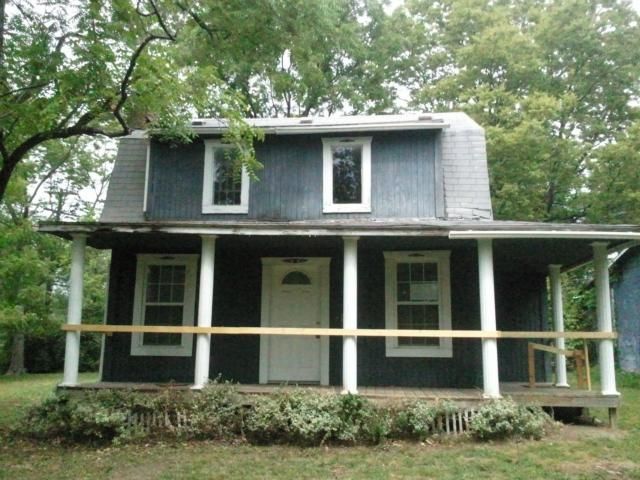 2702 E 77th Ter, Kansas City, MO 64132