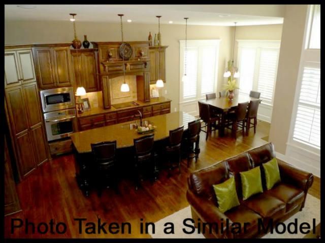 15313 W Barton St, Overland Park, KS 66221