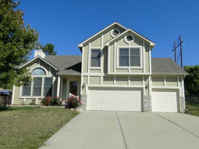10015 N Wayne Pl, Kansas City, MO 64155