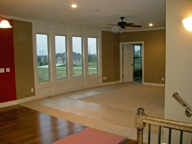 9415 N Wayne Ct, Kansas City, MO 64155