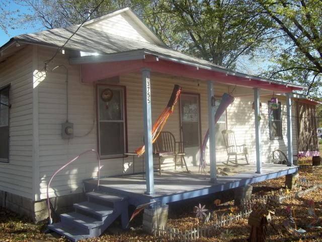 13755 NW 3rd St, Garnett, KS 66032